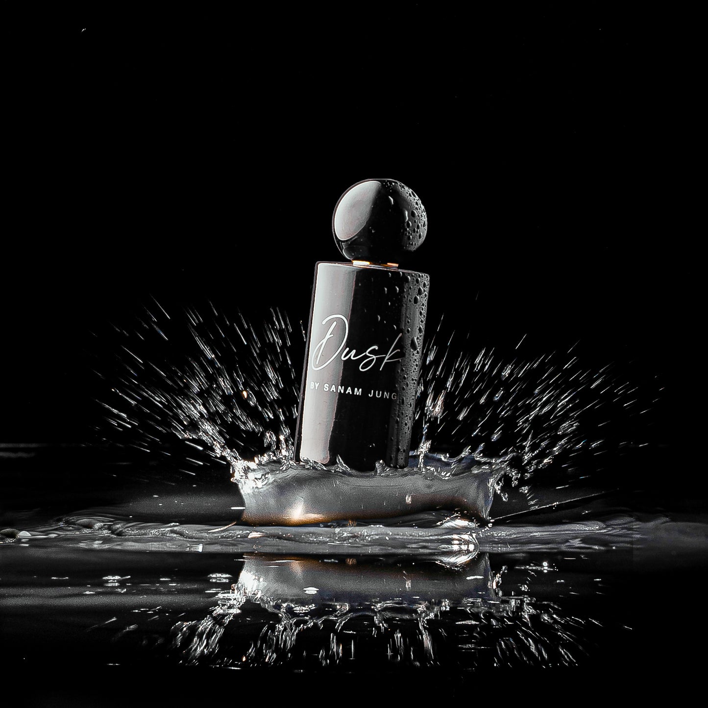 Sophisticated scent for women: Dusk by Sanam Jung Eau de Parfum.